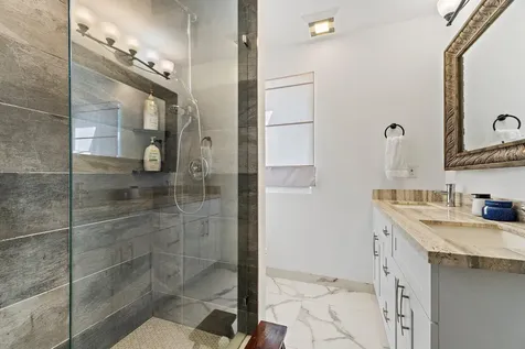 423 Avenida Alegre West Palm Beach FL 33405