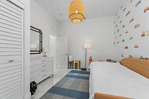 423 Avenida Alegre West Palm Beach FL 33405