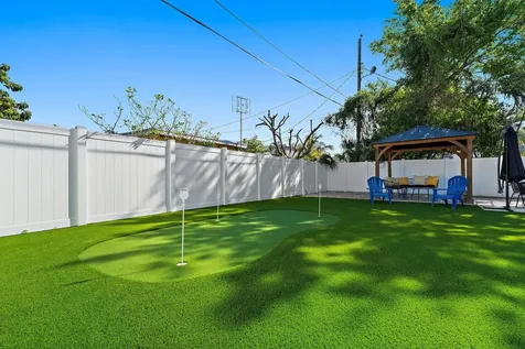 423 Avenida Alegre West Palm Beach FL 33405