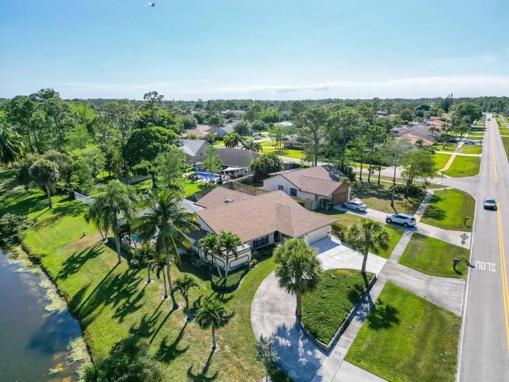 14148 Paddock Drive Wellington FL 33414