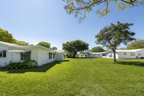 1651 NW 82nd Terrace Plantation FL 33322