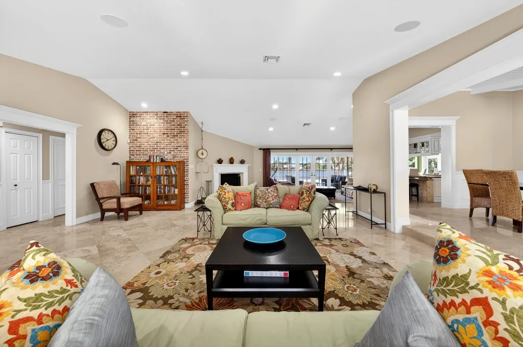 7411 Annapolis Lane Parkland FL 33067