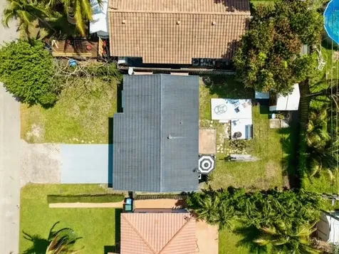 270 NE 42nd Street Oakland Park FL 33334