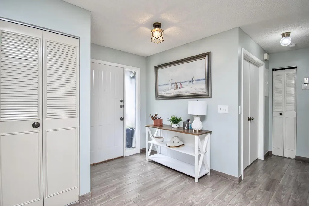 379 Ottawa Court Royal Palm Beach FL 33411
