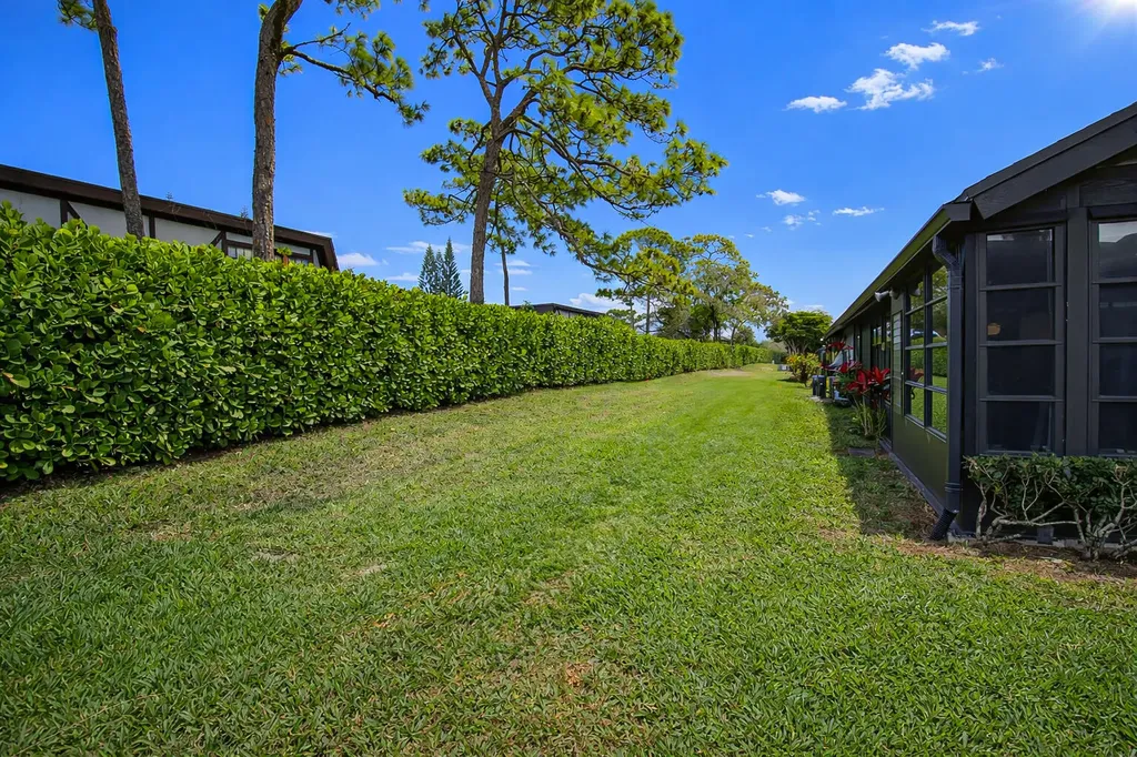 379 Ottawa Court Royal Palm Beach FL 33411