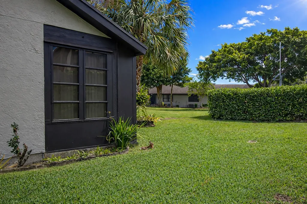 379 Ottawa Court Royal Palm Beach FL 33411