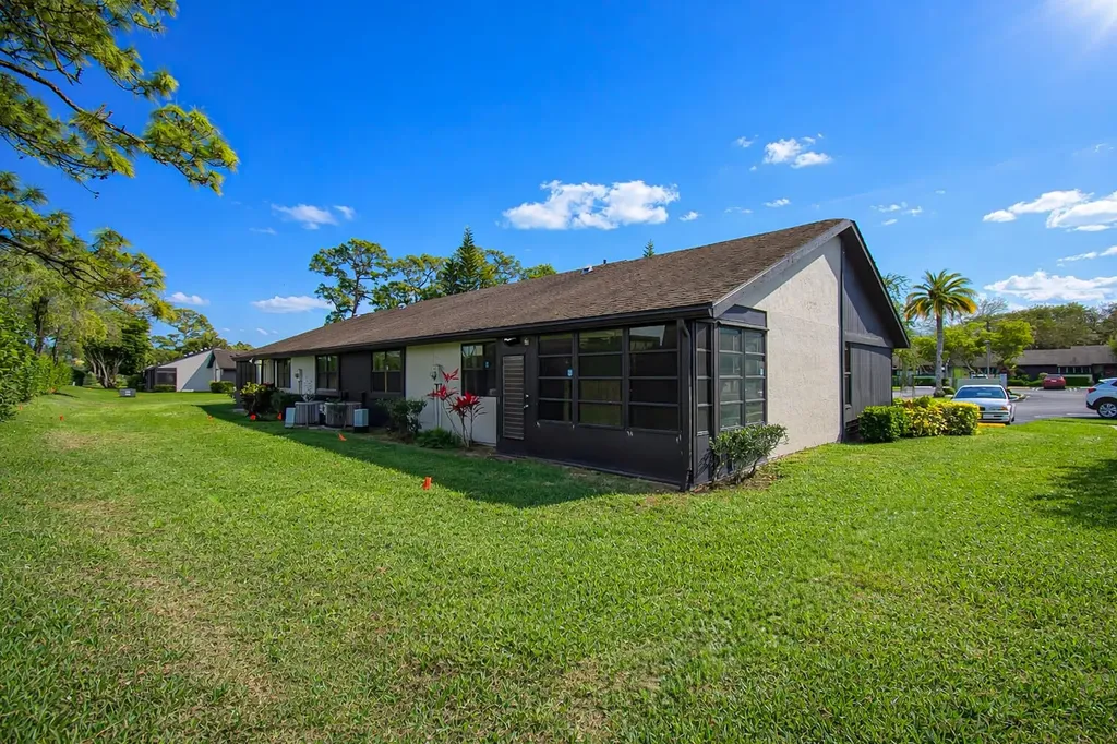 379 Ottawa Court Royal Palm Beach FL 33411