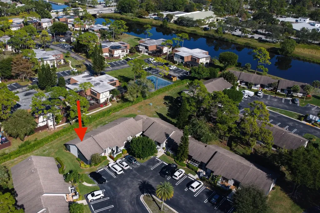 379 Ottawa Court Royal Palm Beach FL 33411