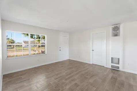 303 Essex Drive Fort Pierce FL 34946