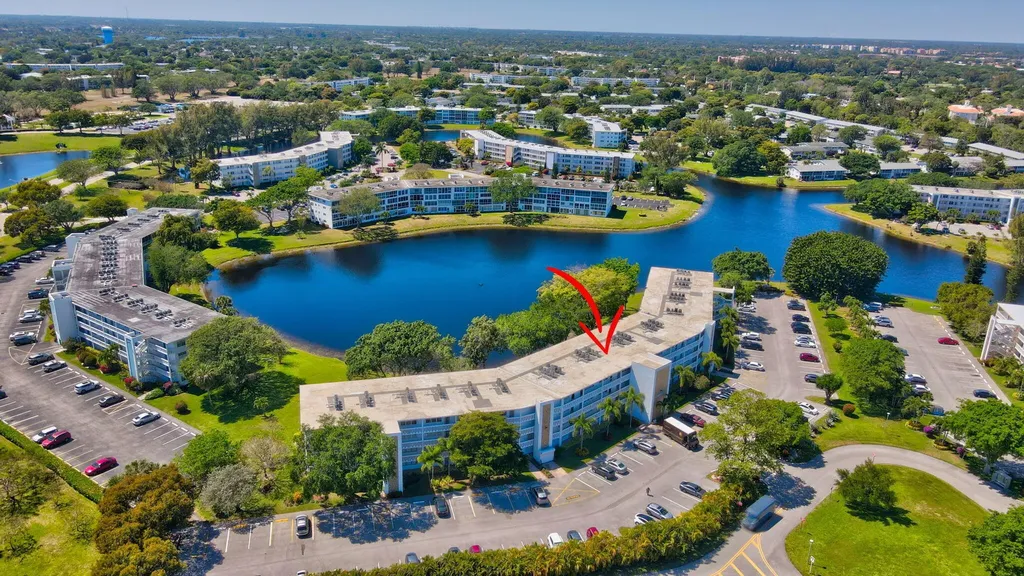 2051 Cambridge C Deerfield Beach FL 33442