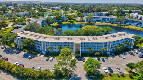 2051 Cambridge C Deerfield Beach FL 33442