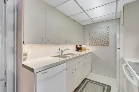 2051 Cambridge C Deerfield Beach FL 33442
