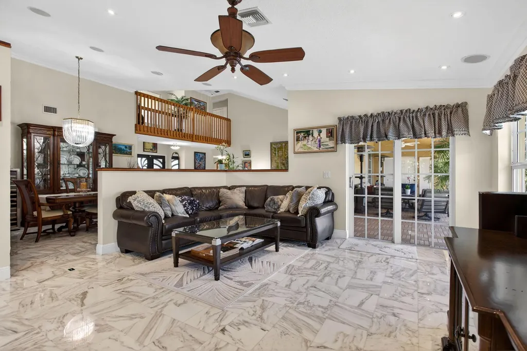 10750 NW 18th Place Plantation FL 33322