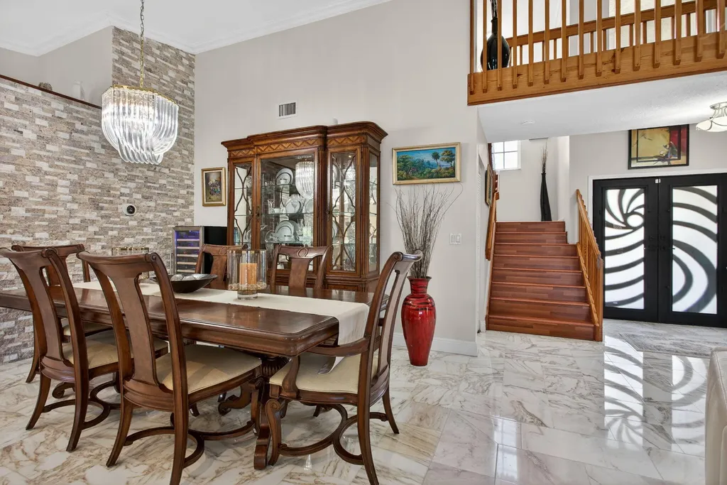 10750 NW 18th Place Plantation FL 33322