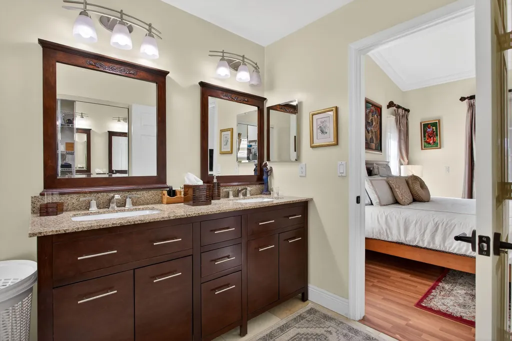 10750 NW 18th Place Plantation FL 33322