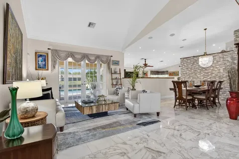 10750 NW 18th Place Plantation FL 33322