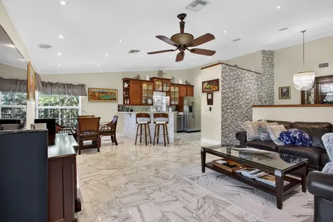 10750 NW 18th Place Plantation FL 33322