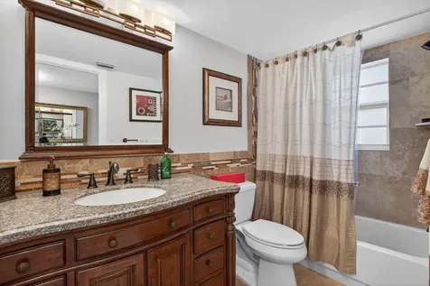 10750 NW 18th Place Plantation FL 33322