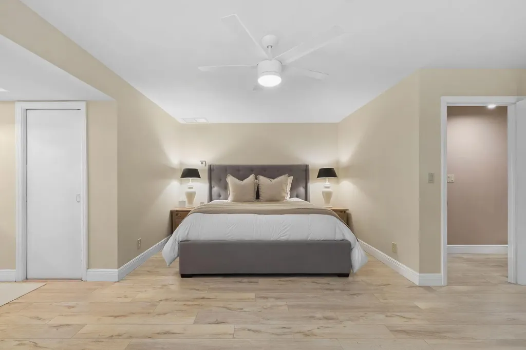 8730 Lake Dasha Terrace Plantation FL 33324