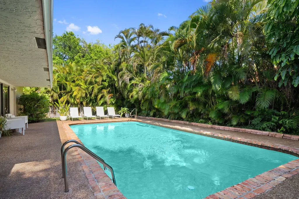 8730 Lake Dasha Terrace Plantation FL 33324