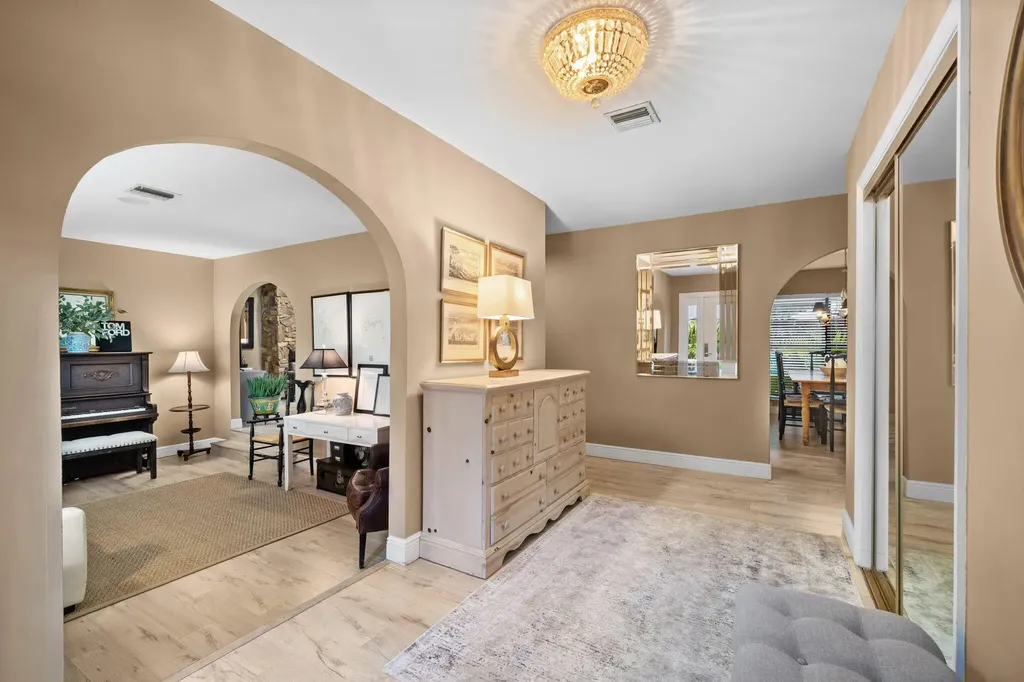 8730 Lake Dasha Terrace Plantation FL 33324