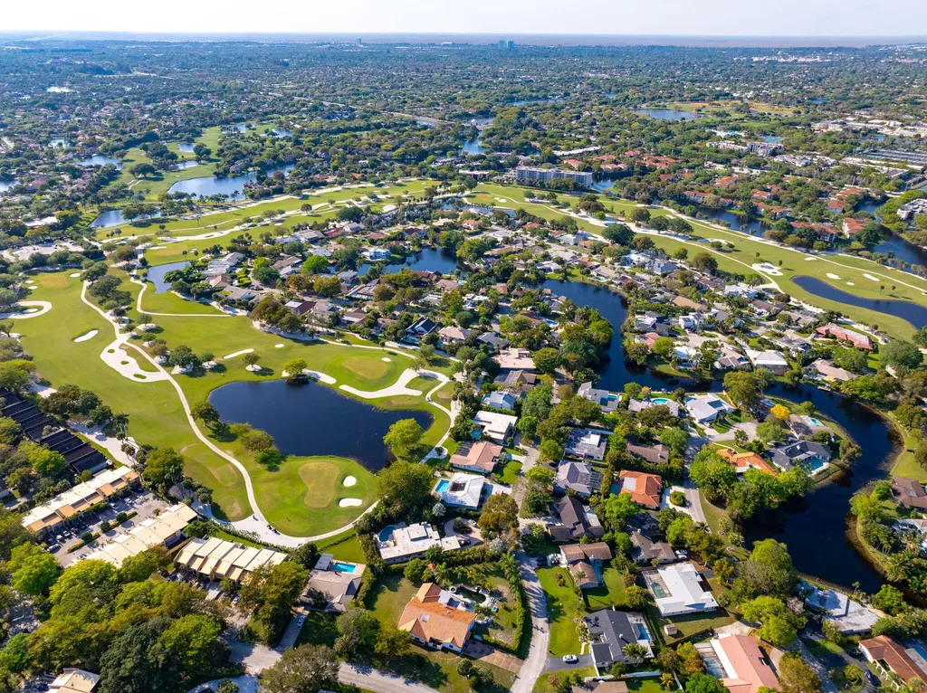 8730 Lake Dasha Terrace Plantation FL 33324