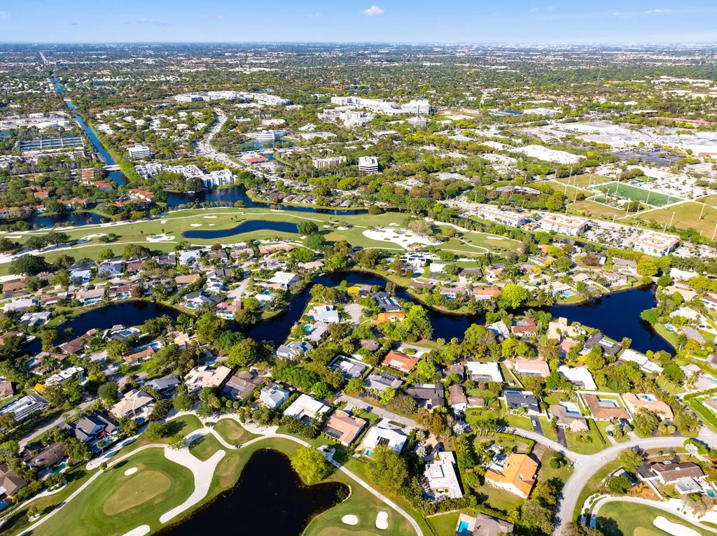 8730 Lake Dasha Terrace Plantation FL 33324