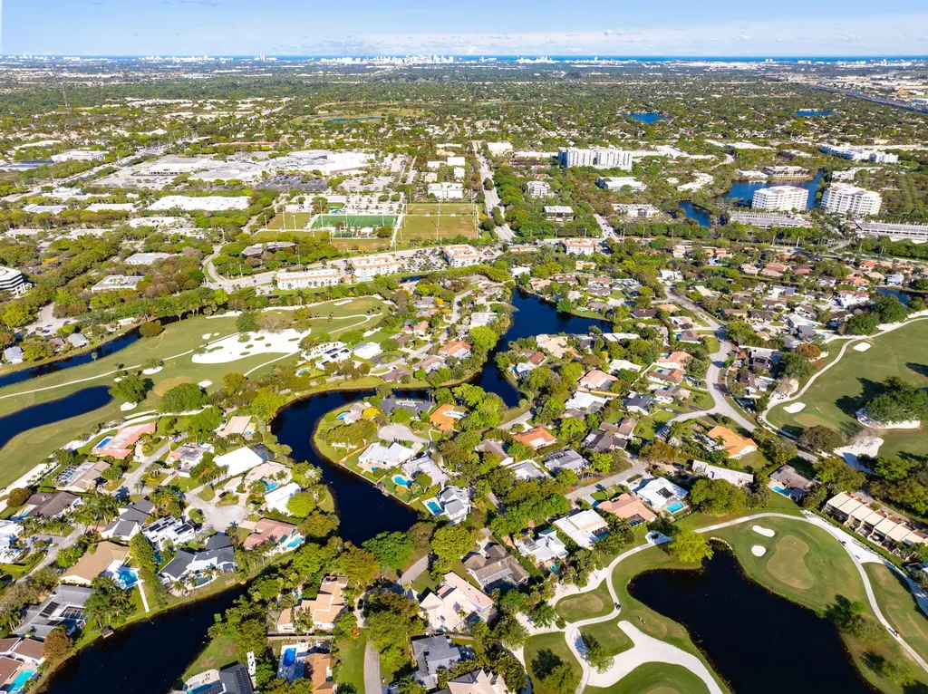 8730 Lake Dasha Terrace Plantation FL 33324