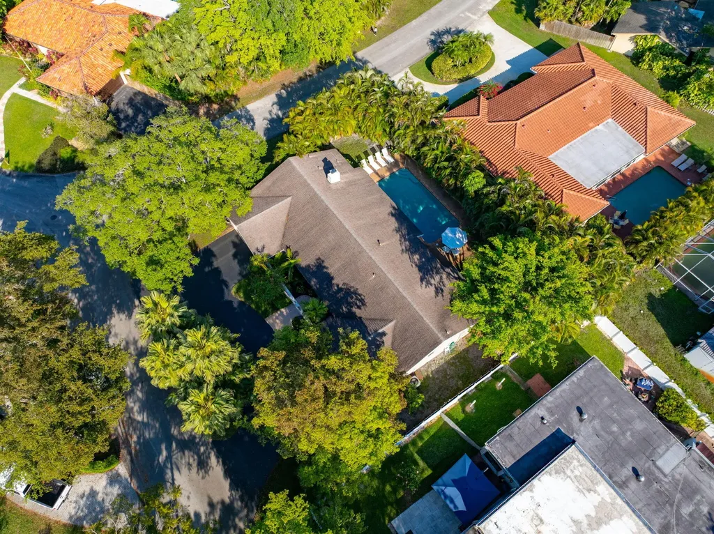 8730 Lake Dasha Terrace Plantation FL 33324