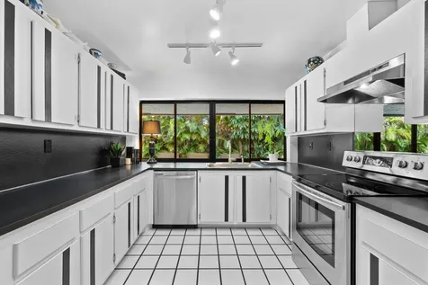 8730 Lake Dasha Terrace Plantation FL 33324