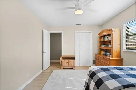 8730 Lake Dasha Terrace Plantation FL 33324