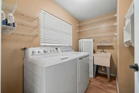 8730 Lake Dasha Terrace Plantation FL 33324