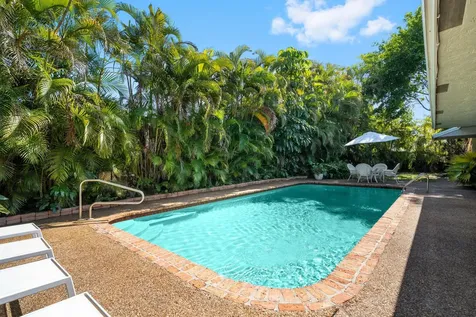 8730 Lake Dasha Terrace Plantation FL 33324