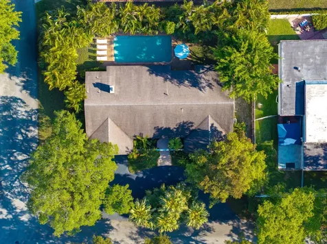 8730 Lake Dasha Terrace Plantation FL 33324