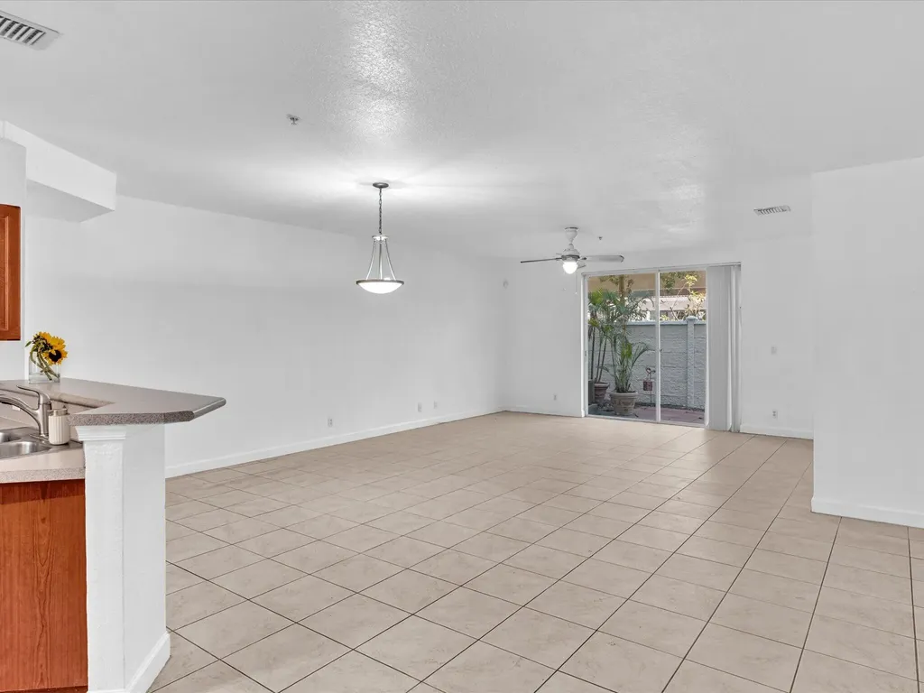 513 Bayfront Drive Boynton Beach FL 33435