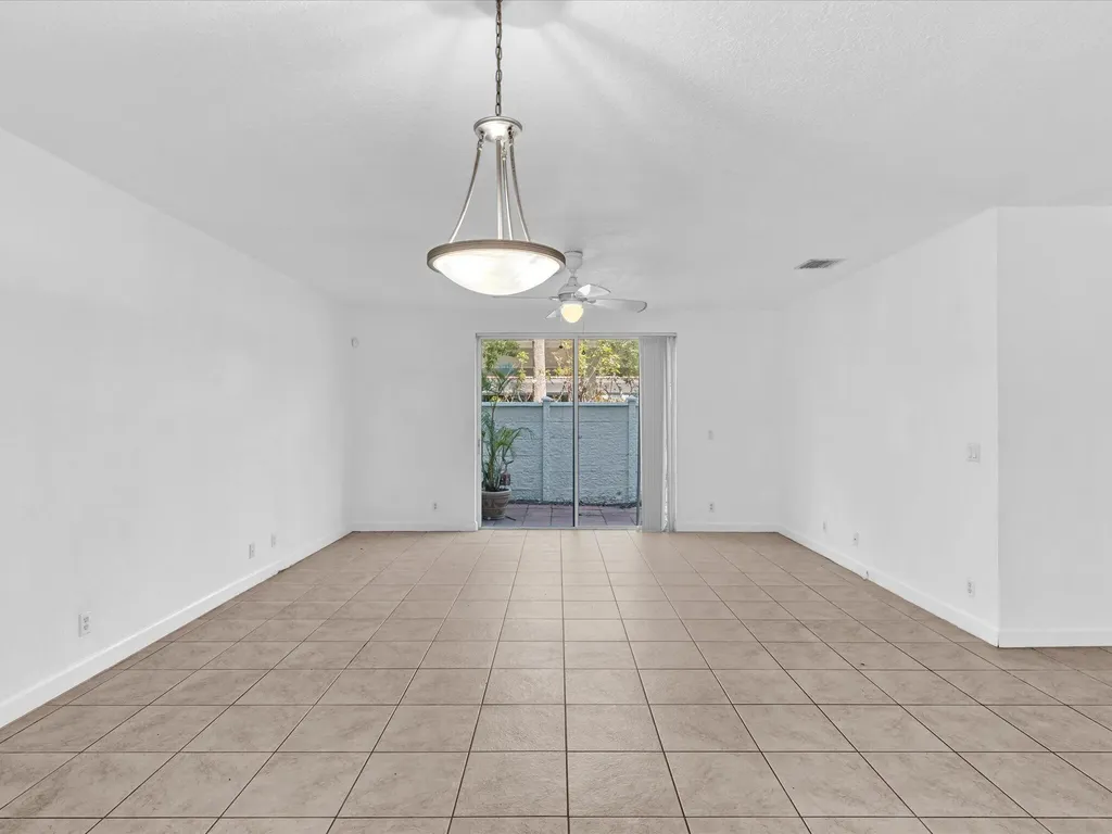 513 Bayfront Drive Boynton Beach FL 33435