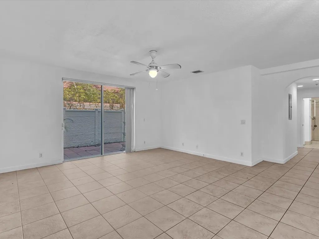 513 Bayfront Drive Boynton Beach FL 33435