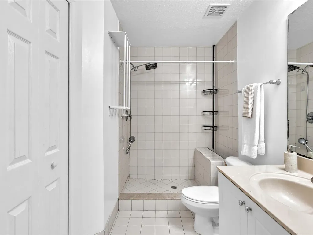 513 Bayfront Drive Boynton Beach FL 33435