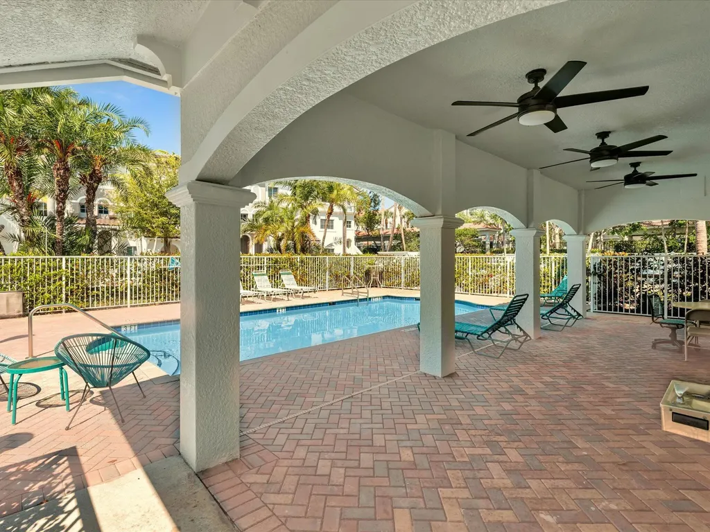 513 Bayfront Drive Boynton Beach FL 33435