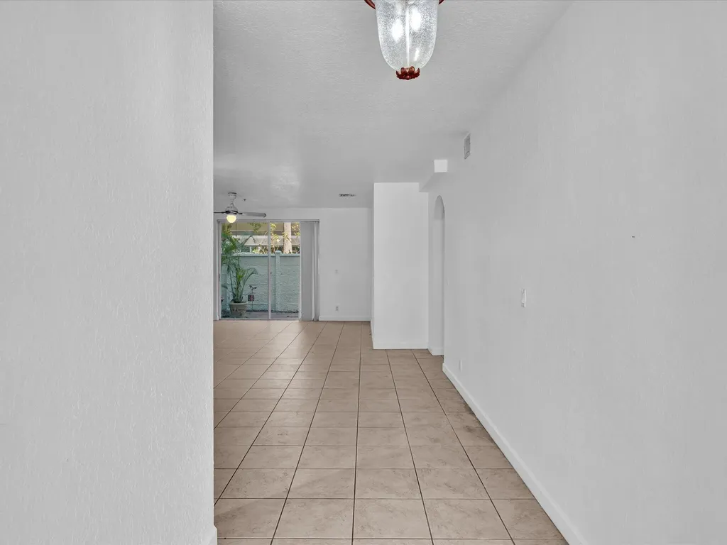 513 Bayfront Drive Boynton Beach FL 33435