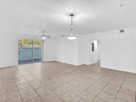 513 Bayfront Drive Boynton Beach FL 33435