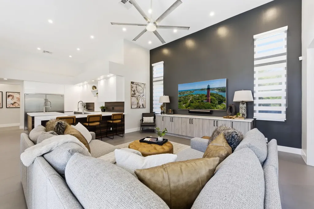 8245 SE Country Estates Way Jupiter FL 33458