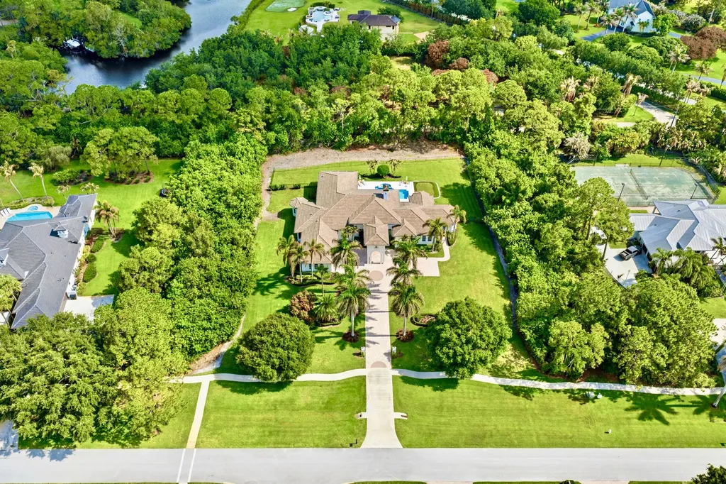 8245 SE Country Estates Way Jupiter FL 33458