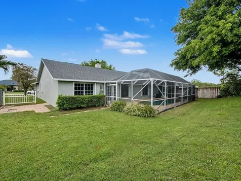 8411 White Egret Way Lake Worth FL 33467