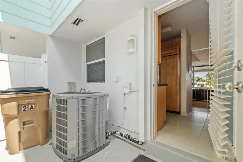 426 SE 17th Terrace Deerfield Beach FL 33441