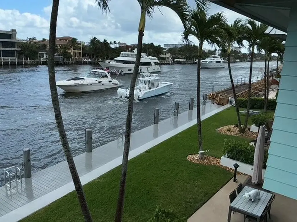 426 SE 17th Terrace Deerfield Beach FL 33441