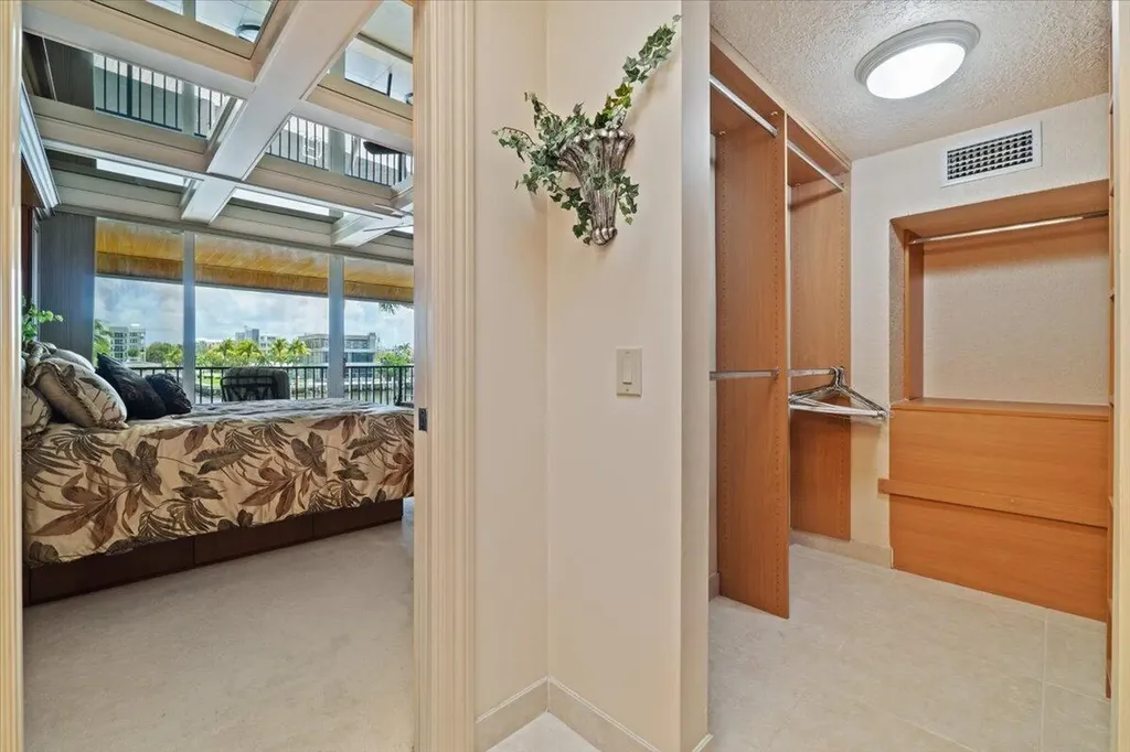 426 SE 17th Terrace Deerfield Beach FL 33441
