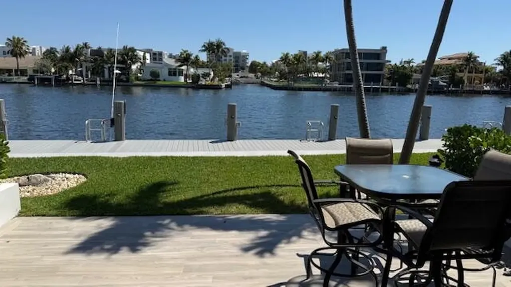 426 SE 17th Terrace Deerfield Beach FL 33441