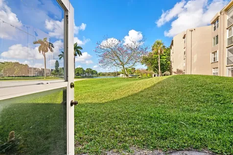 9480 Tangerine Place Davie FL 33324