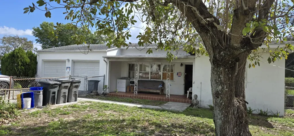 1544 Prairie Road West Palm Beach FL 33406